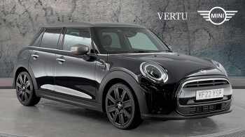 MINI Hatchback 1.5 Cooper Exclusive 5dr Petrol Hatchback